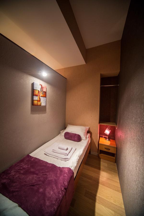 Hostel Inn Hotel&Hostel บากู ภายนอก รูปภาพ