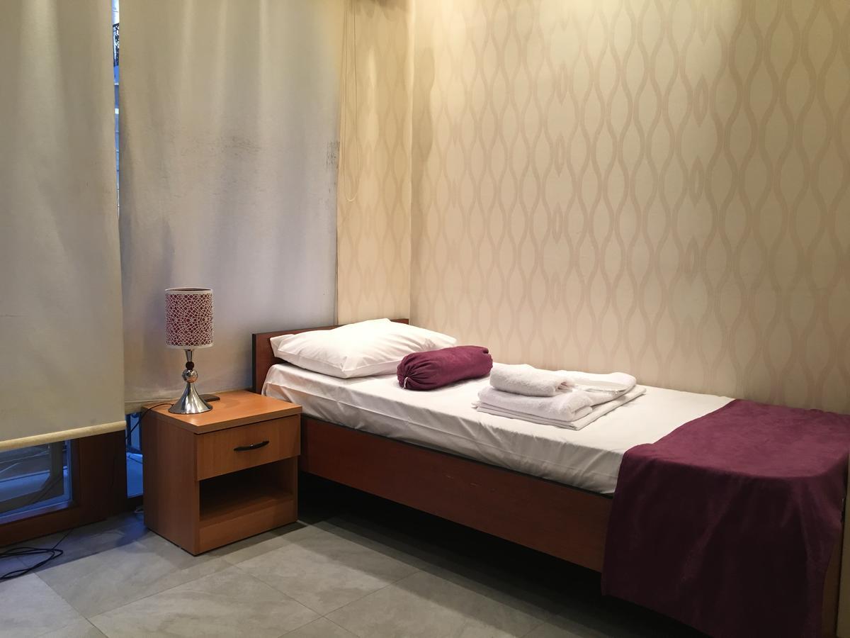 Hostel Inn Hotel&Hostel บากู ภายนอก รูปภาพ
