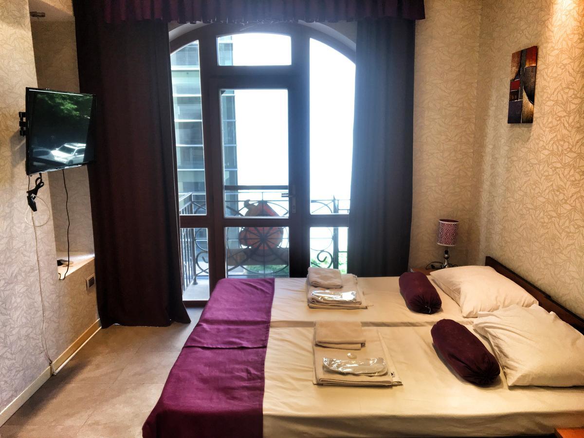 Hostel Inn Hotel&Hostel บากู ภายนอก รูปภาพ