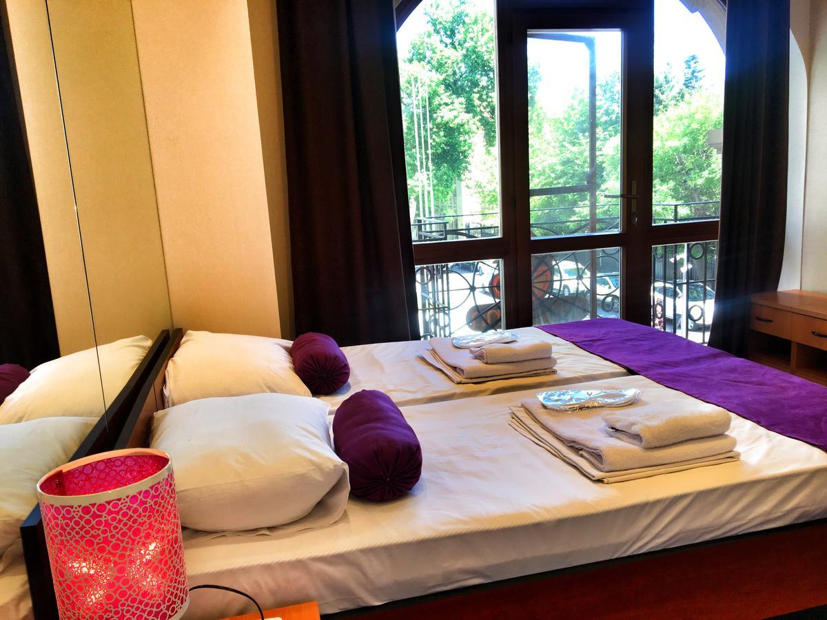Hostel Inn Hotel&Hostel บากู ภายนอก รูปภาพ