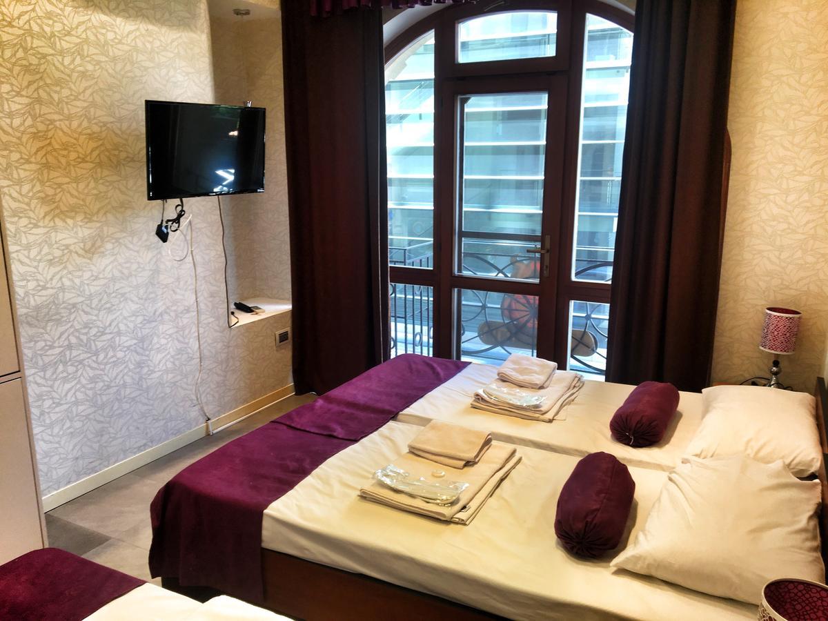 Hostel Inn Hotel&Hostel บากู ภายนอก รูปภาพ