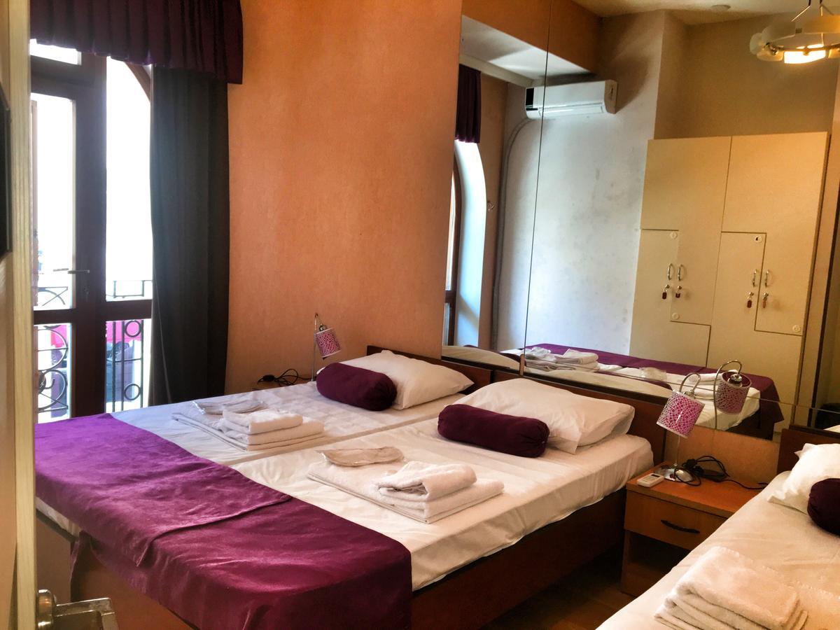 Hostel Inn Hotel&Hostel บากู ภายนอก รูปภาพ