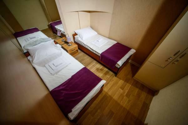 Hostel Inn Hotel&Hostel บากู ภายนอก รูปภาพ